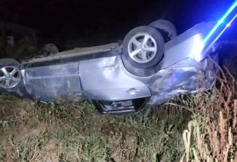 Muere joven mujer tras fuerte accidente automovilístico en Carboneras, Guasave