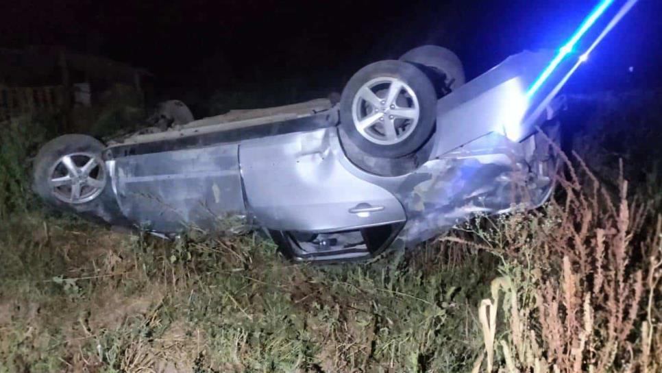 Muere joven mujer tras fuerte accidente automovilístico en Carboneras, Guasave