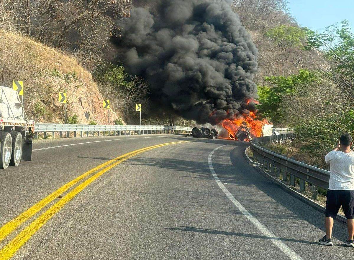 Las autoridades recomiendan circular con cuidado. FOTO: Cortesía