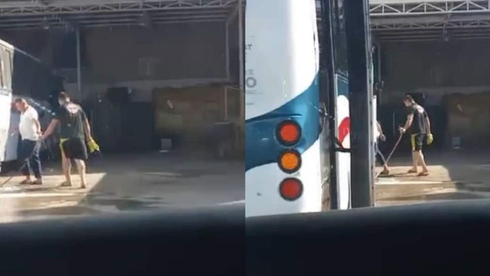 Denuncian a alianza de camiones por lavar autobuses con el chorro de la manguera