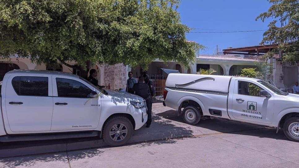 Hombre de 60 años fallece cuando impermeabilizaba el techo de su casa en Los Mochis
