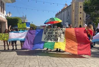 Comunidad LGBT de Mazatlán se manifiesta y exige destitución de Emma Choreño
