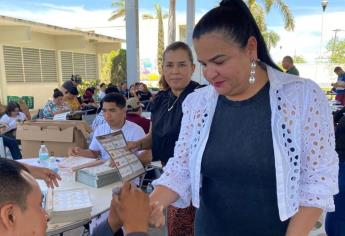 Margoth Urrea Pérez, ejerce su voto en el municipio de Navolato