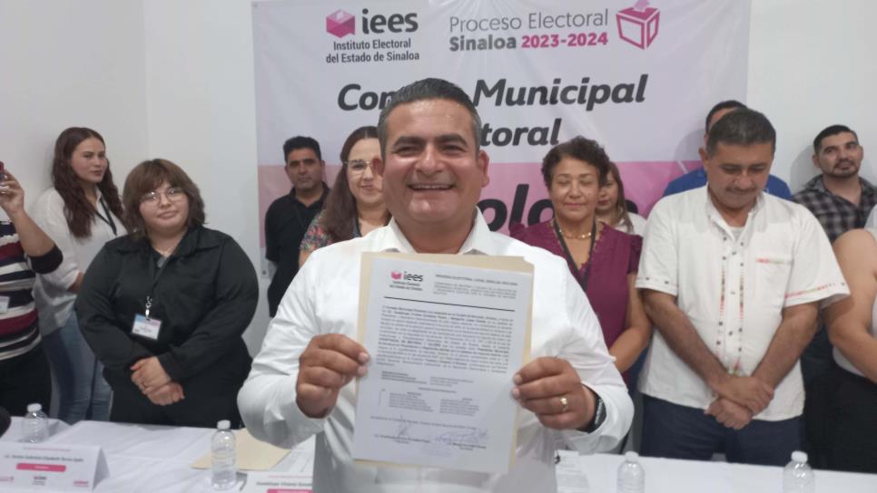 Jorge Bojórquez recibe constancia como alcalde electo de Navolato