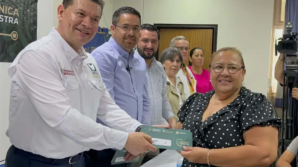 Entregan tarjetas de «La Clínica Es Nuestra» en Ahome y El Fuerte con más de 21 mdp