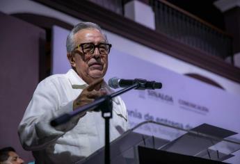 Rocha Moya asegura que su gobierno respeta la libertad de prensa y la crítica periodística