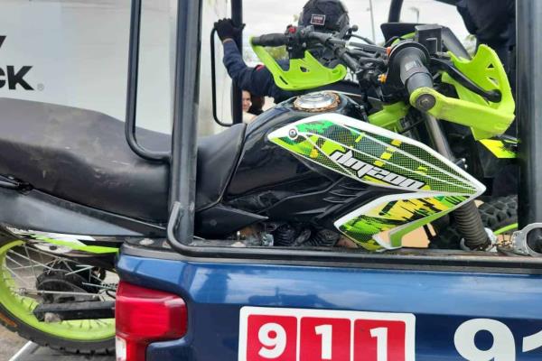 Policías estatales recuperan motocicleta con reporte de robo en Imala