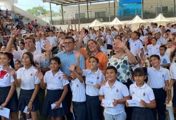 Reciben 2 mil 500 estudiantes de primaria en Mazatlán 800 pesos a través del programa PROBEC