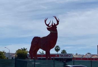 ¿Rocha Moya inaugurará el monumento del Venado rojo en Mazatlán?