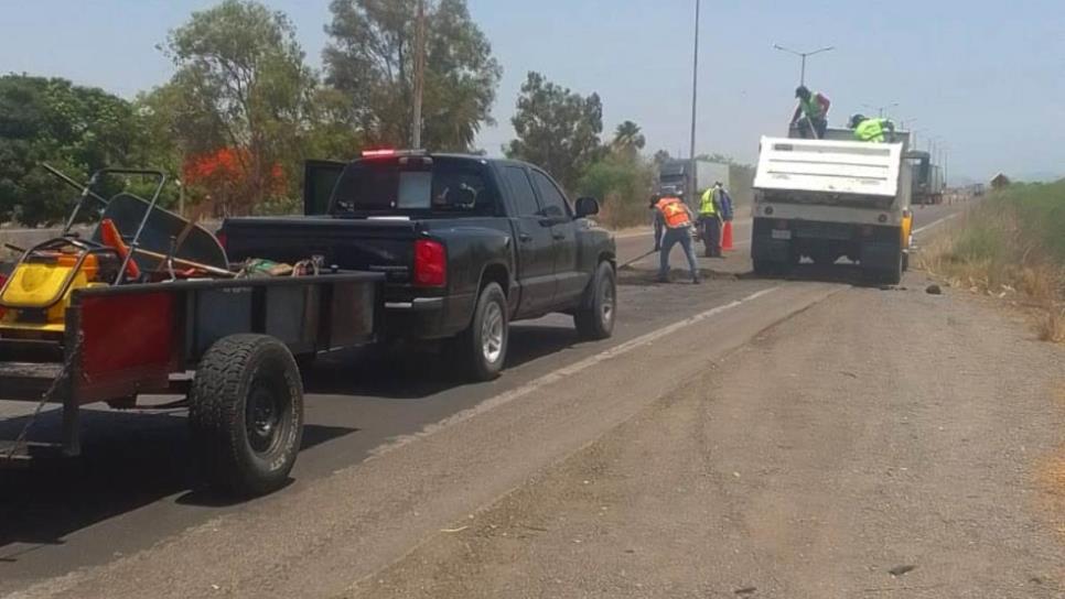 Bachean la carretera México 15 en El Carrizo tras accidentes