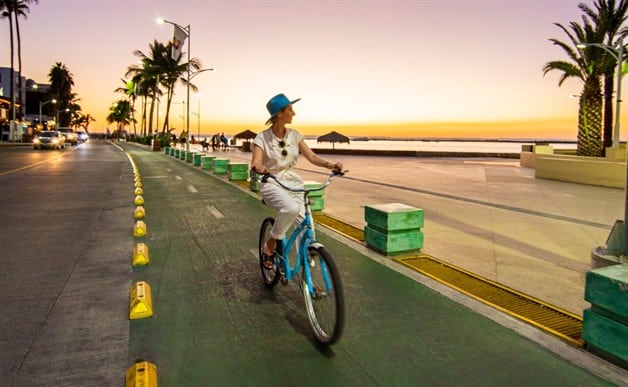 Malecón de La Paz, BCS, uno de los más hermosos de México y está cerca ...