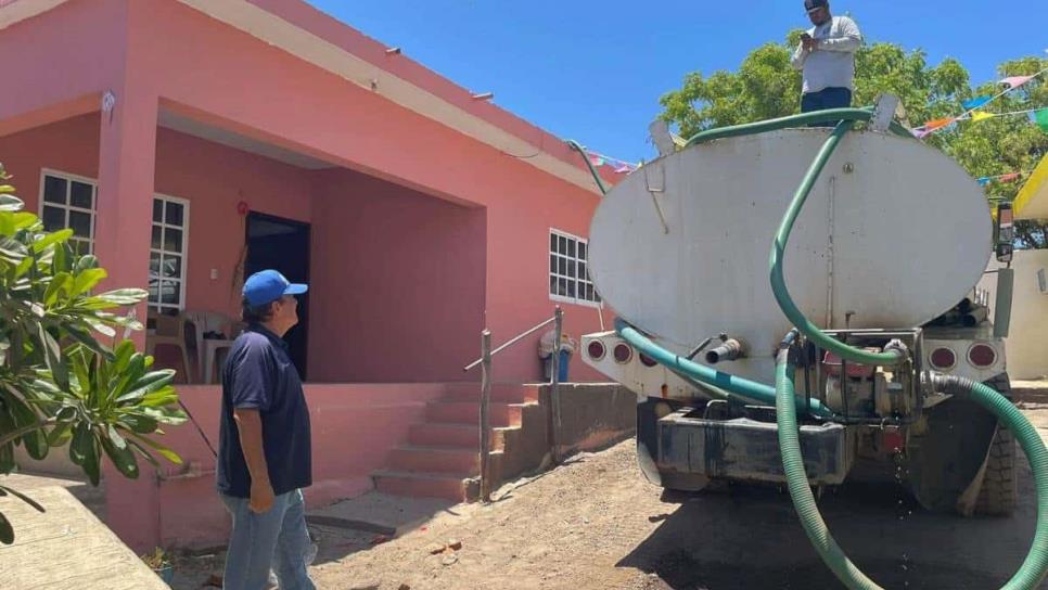 Jumapam distribuye 15 pipas de agua diarias para reducir efectos de la sequía en el sur de Sinaloa