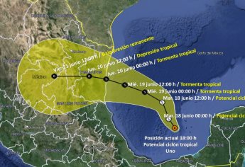Potencial ciclón tropical Uno podría provocar trombas marinas en costas de Yucatán