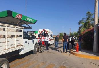 Mujer resulta herida tras ser arrollada por una camioneta en Guasave