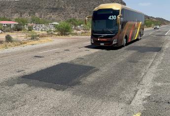 Así se mira el bacheo en la carretera México 15 en el Valle del Carrizo