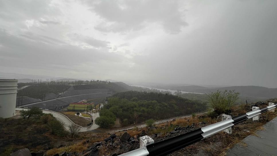 «¡Qué bendición!» Cae la primera lluvia en presas de El Fuerte, Sinaloa