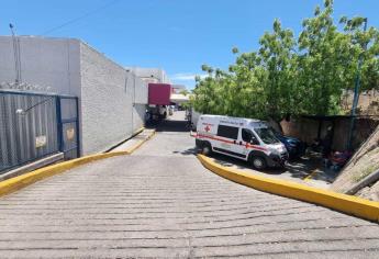 Hombre ataca a su propia madre con una navaja y después intenta quitarse la vida en Culiacán