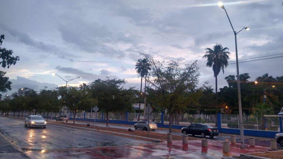Ligeras lloviznas sorprenden a los culiacanenses este sábado, 22 de junio