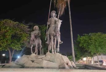 Así es la famosa estatua de Don Quijote en la ciudad de Los Mochis