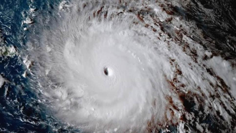 Así de «monstruoso» se ve el el huracán «Beryl» desde el cielo | VIDEO