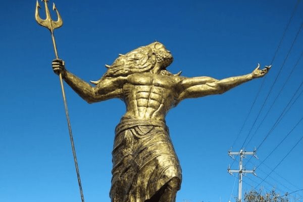 El Poseidón de Mazatlán, ¿dónde está y qué representa esta estatua en el puerto?