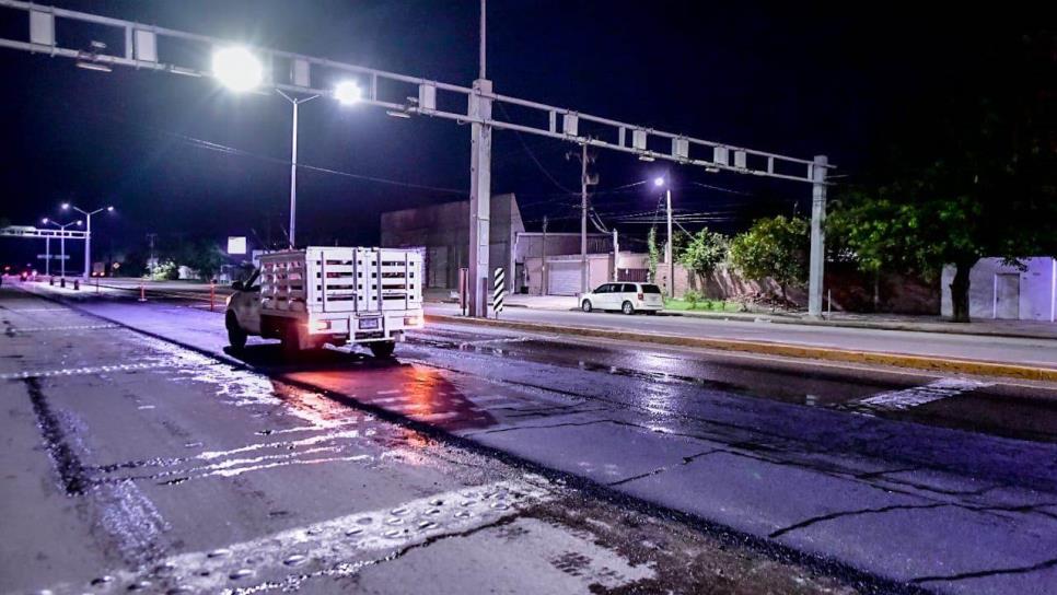 ¡Adiós baches! Arranca reencarpetado en carreteras rurales de Mazatlán