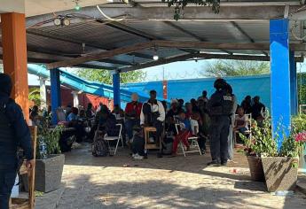 Rescatan a 62 migrantes africanos en Campo El Diez, Culiacán