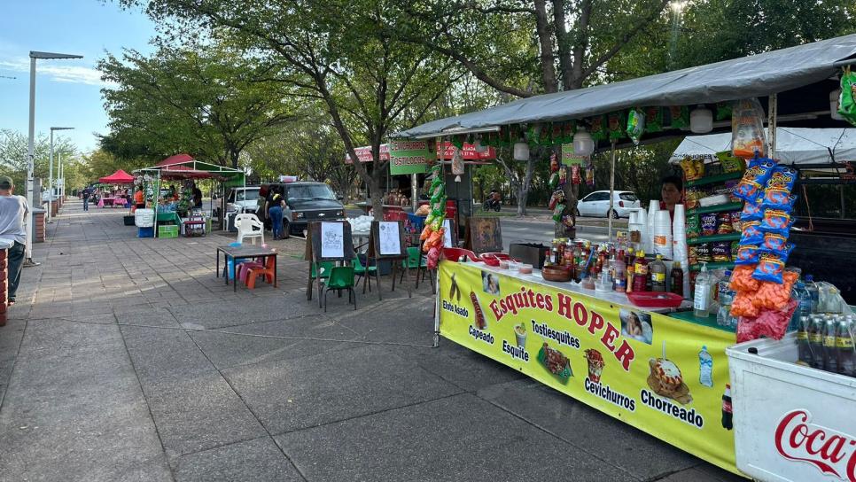 ¡Vamos a maleconear! Conoce el malecón gastronómico de Culiacán