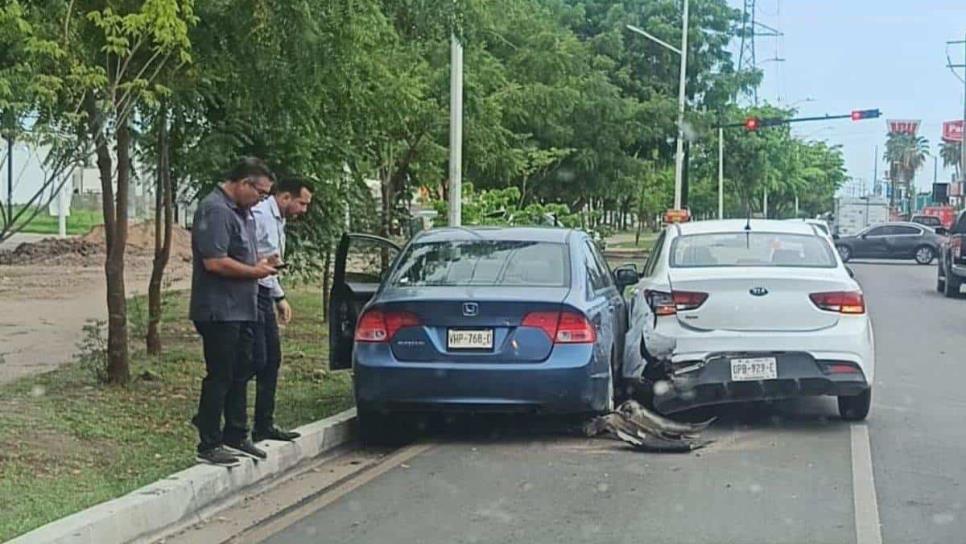 Más de 12 autos involucrados en accidentes este martes en Culiacán