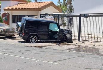 Atacan a balazos a conductor de una Mercedes AMG en la colonia Las Quintas de Culiacán