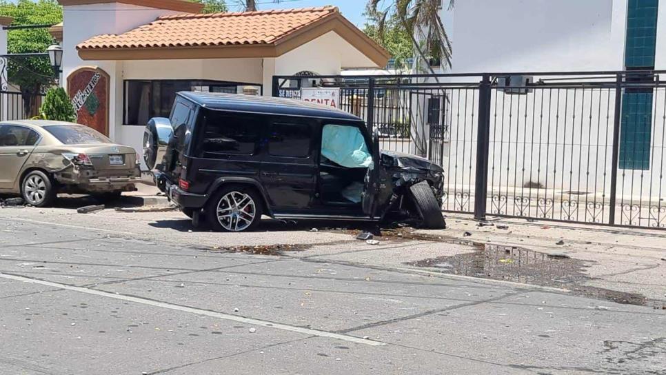 Atacan a balazos a conductor de una Mercedes AMG en la colonia Las Quintas de Culiacán