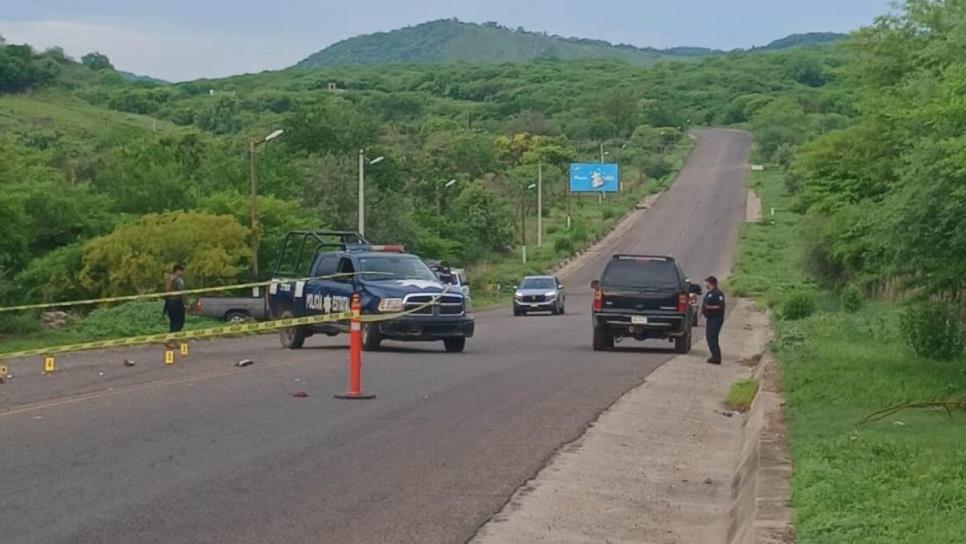 Fuerte accidente en carretera Los Mochis-Choix deja un muerto tras ser embestido por dos autos