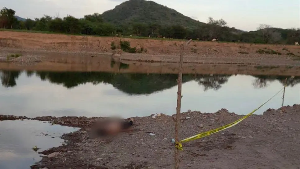 Joven mazatleco muere ahogado al nadar el río Baluarte en El Rosario