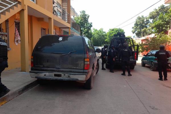 Detienen a un hombre armado tras reporte de disparos en la colonia 6 de Enero, Culiacán
