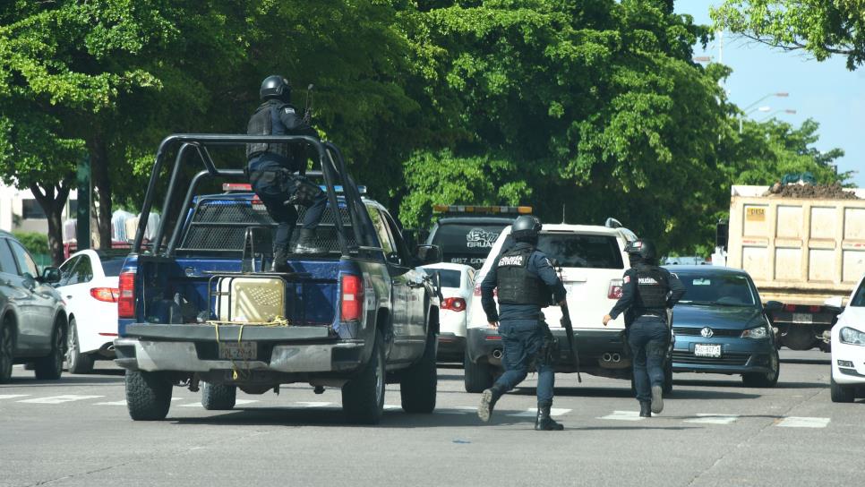 Policías aseguran camioneta sin placas tras reporte de disparos en Culiacán