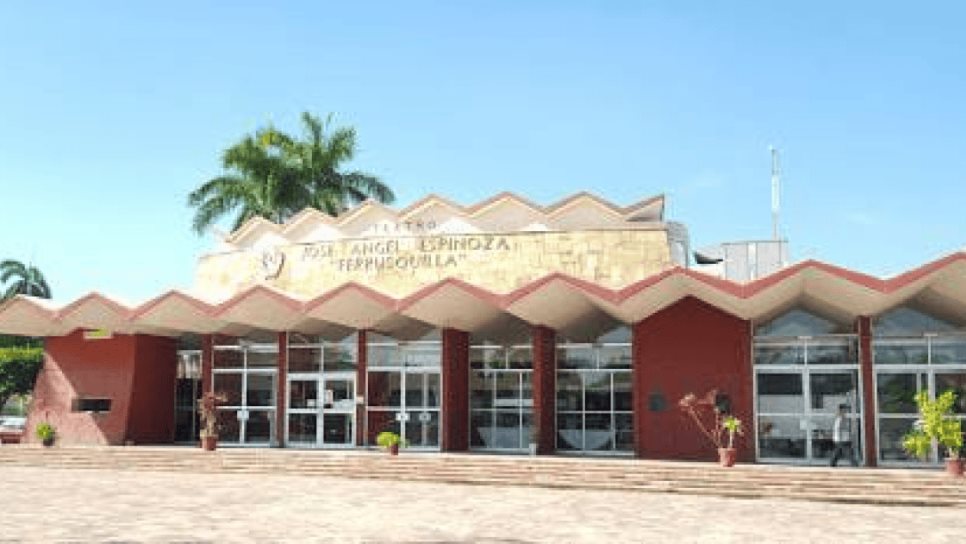 Así es el Teatro del Seguro en Los Mochis