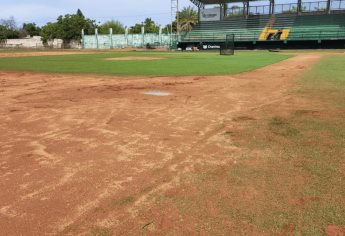 Recorren Juego 3 entre Juan José Ríos y La Tribu por condiciones del campo