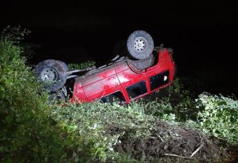 Volcaduras dejan cinco lesionados, una rumbo a San Juan y otra en la Villa de Ahome 