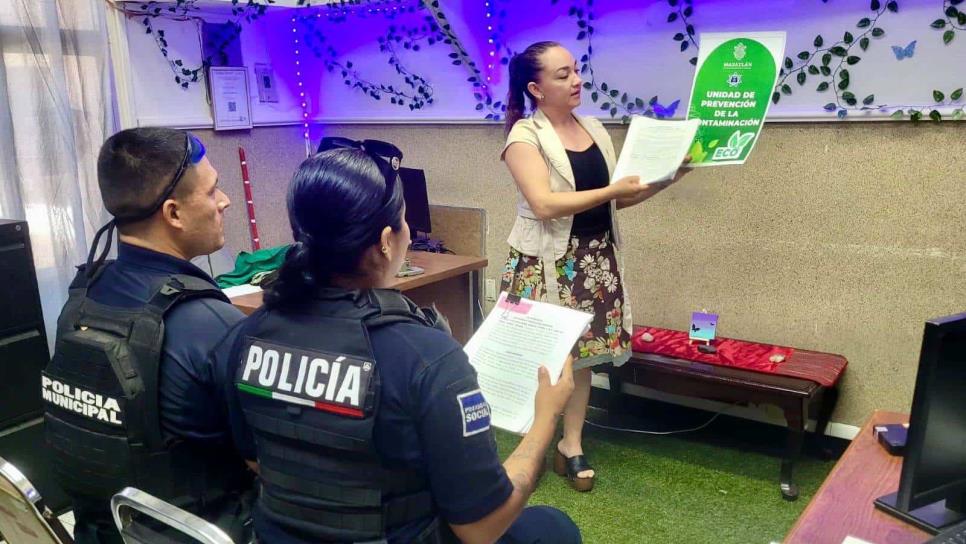 En Mazatlán ya te llevarán a barandilla si te cachan tirando basura en las playas 