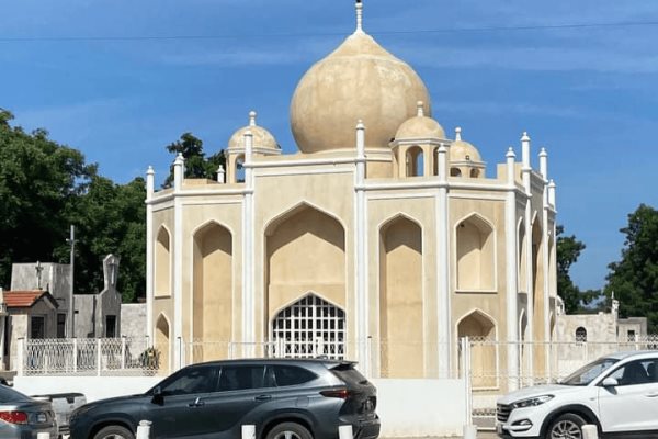 Este es el panteón de Culiacán más reconocido en el mundo por sus ostentosas criptas