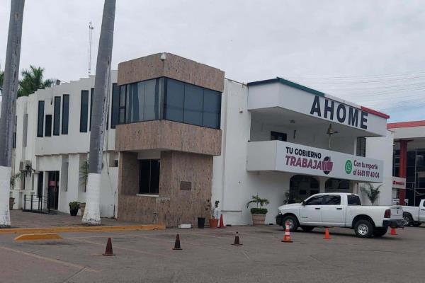 Funcionarios se separan de su cargo para contener por sindicatura en Ahome