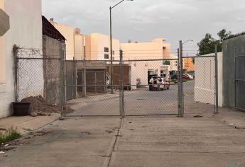 Ayuntamiento de Culiacán atiende denuncia de calles cerradas en Zona Dorada 