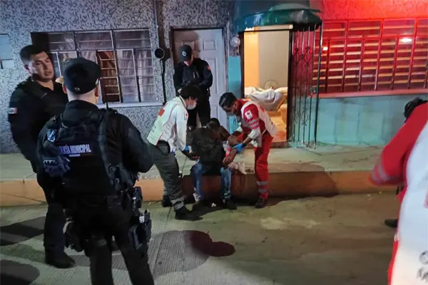 Atacan a balazos a un adulto mayor en su domicilio en el sector Centro de Culiacán Atacan a balazos a un adulto mayor en su domicilio en el sector Centro de Culiacán