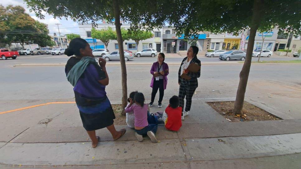 Retiran de un crucero de Los Mochis a una mujer chiapaneca y sus hijos