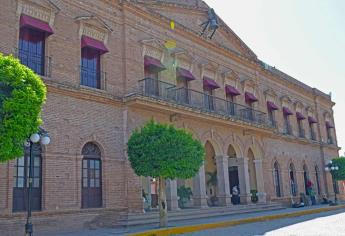 Arranca restauración del Palacio Municipal en El Fuerte