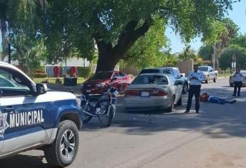 Choque en Callejones de Guasavito deja a motociclista severamente lesionado