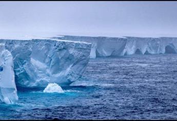 ¿En dónde está el iceberg más grande del mundo? Sigue divagando en el océano