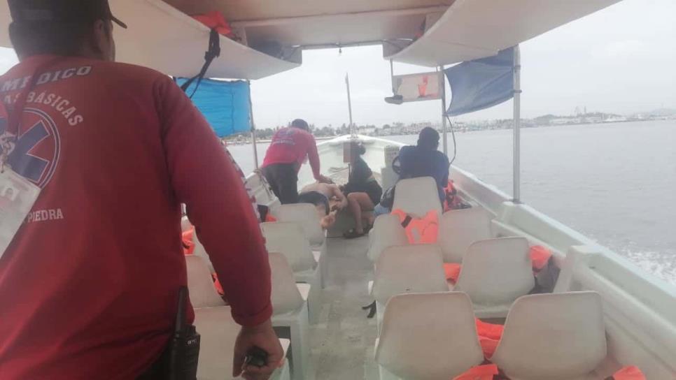 Salvavidas de Mazatlán rescatan a tres personas en playas del puerto 