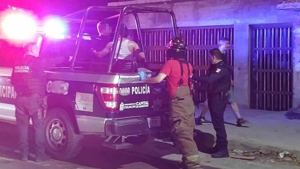 Abandonan a joven golpeado y con el rostro encintado en la colonia López Mateos de Culiacán