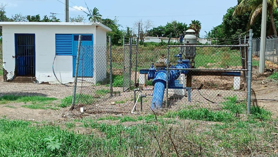 Se mantienen los trabajos para restablecer los servicios de luz y agua en Navolato